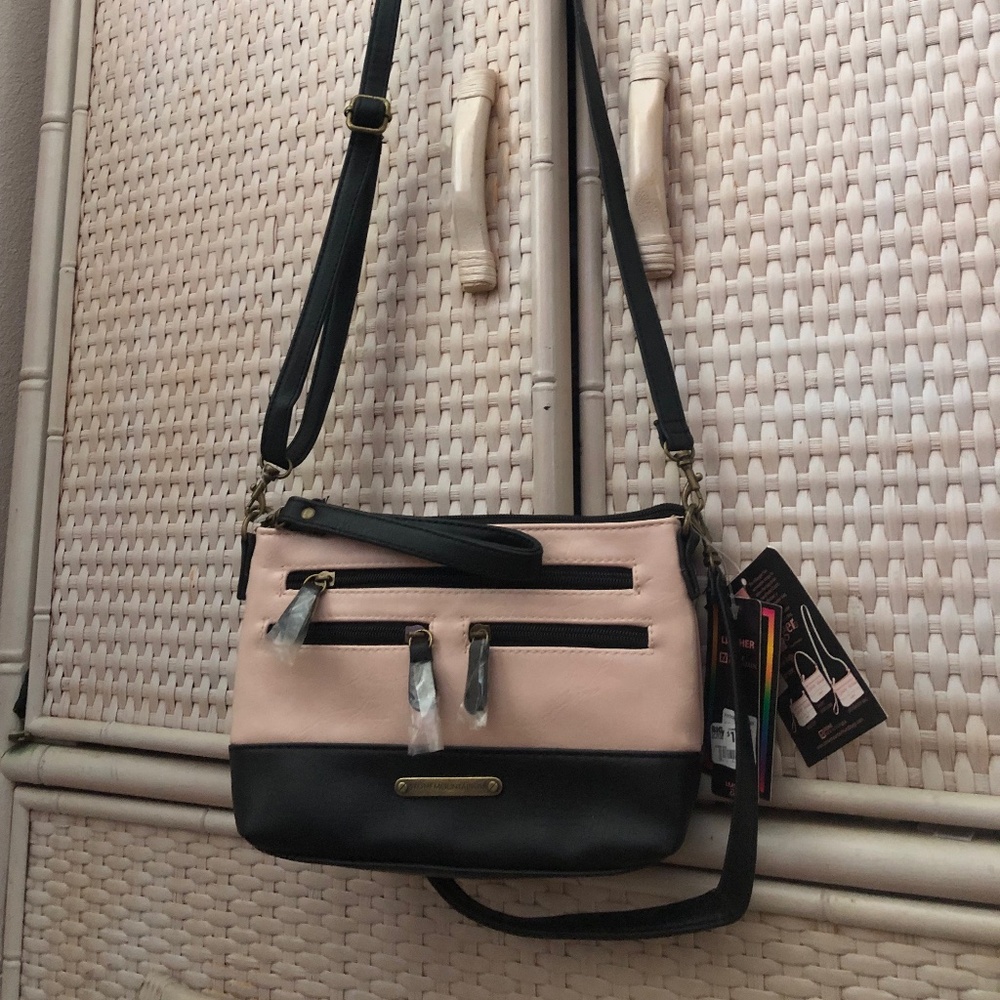 New Pink Leather ****Stone Mountain*** Shoulder purse